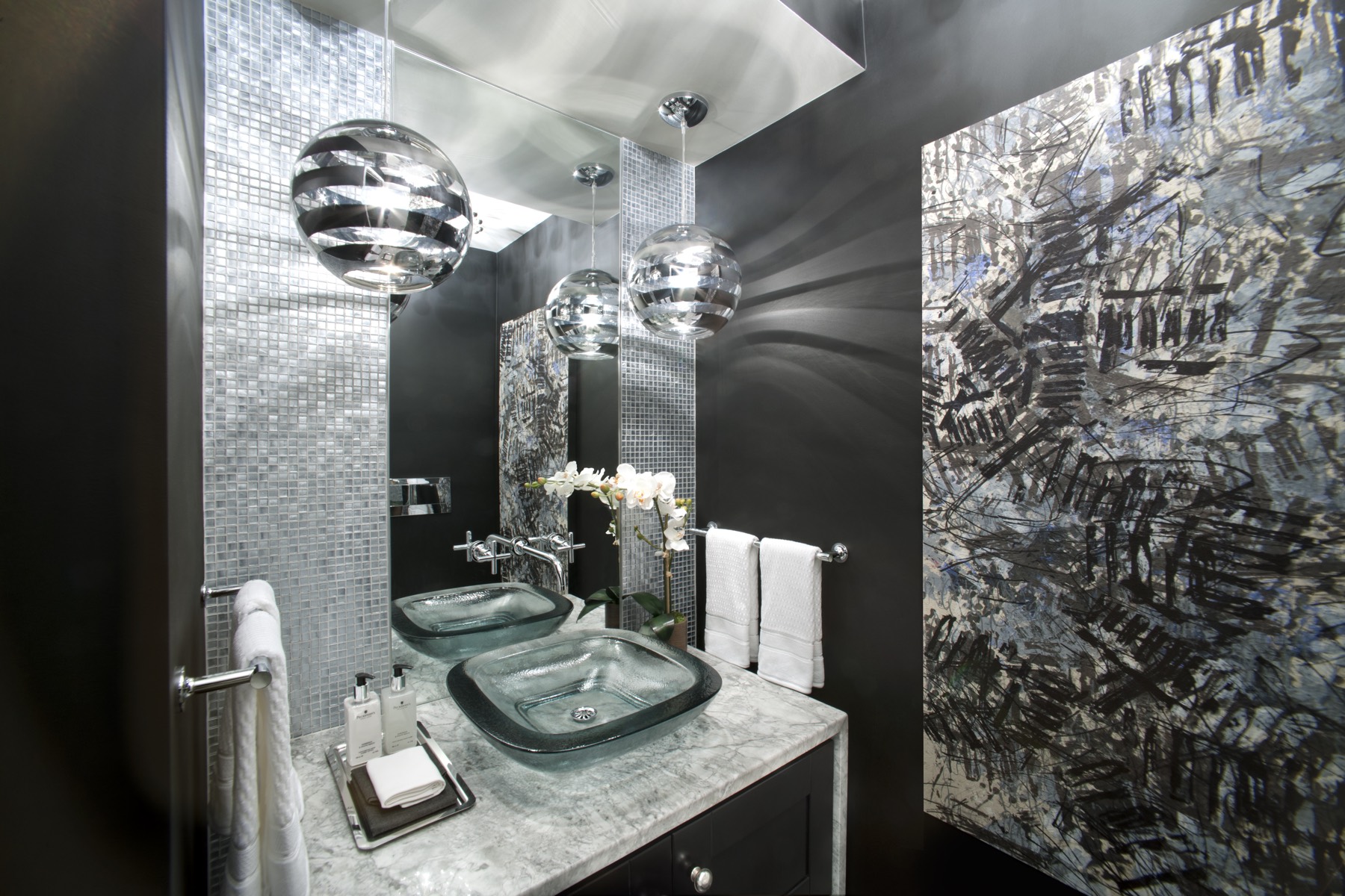HGTV Urban Oasis Boston &mdash; 9